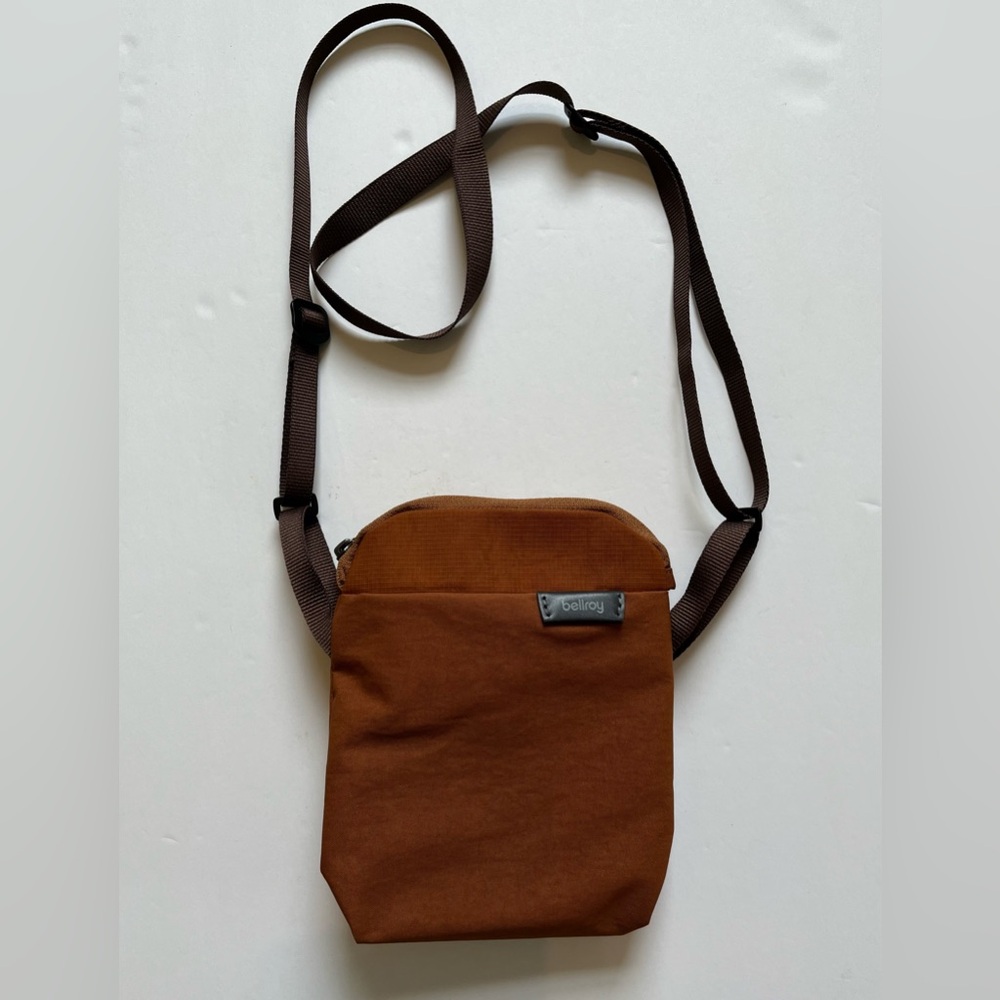 BELLROY CITY POUCH IN BRONZE | CROSSBODY BAG | NEW W/O TAGS